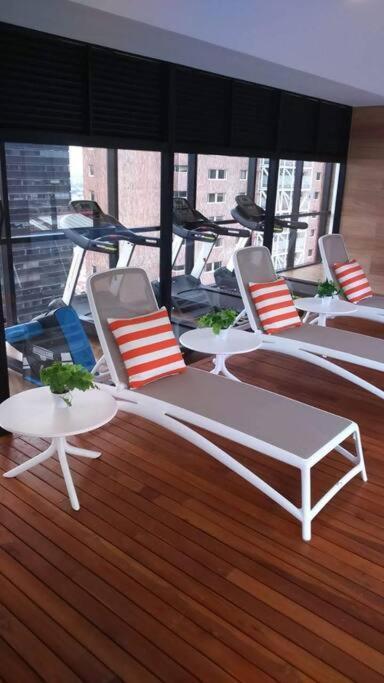 Апартаменты Acogedor Loft En Centro Internacional De Богота Экстерьер фото