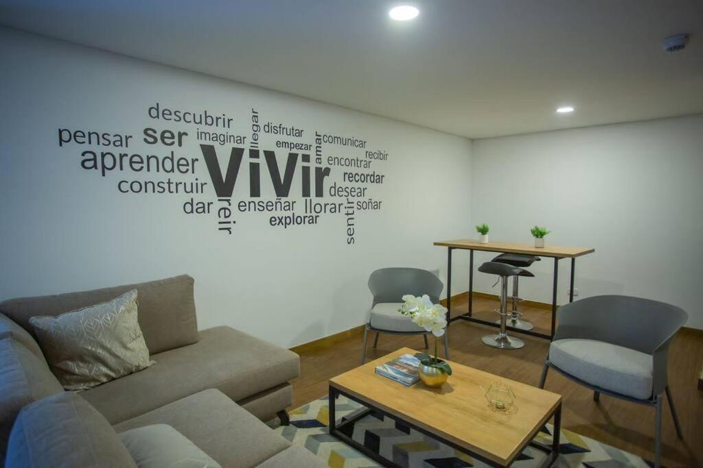 Апартаменты Acogedor Loft En Centro Internacional De Богота Экстерьер фото
